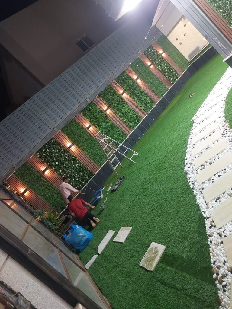 تركيب عشب صناعي و جداري بالدمام و القطيف للايجار01011506101 whatsapp image 2025 10 25 at 10.31.14 pm (53)